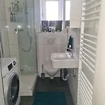 Apartamento Zentral Gelegene 2-zkb-wohnung Vorstadt