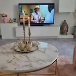 Zentral Gelegene 2-zkb-wohnung Vorstadt *