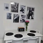 Apartamento Zentral Gelegene 2-zkb-wohnung Vorstadt Coblenza