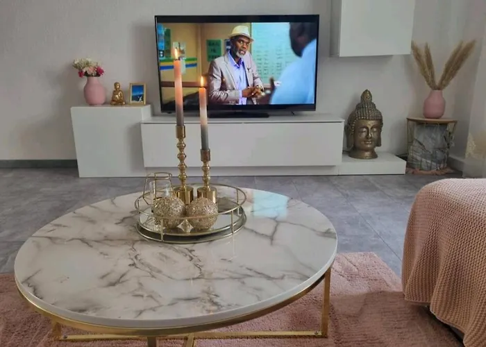 Zentral Gelegene 2-zkb-wohnung Vorstadt *