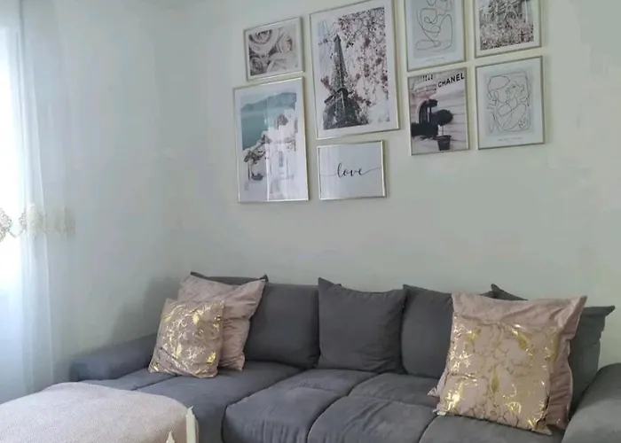 Zentral Gelegene 2-zkb-wohnung Vorstadt Lejlighed *